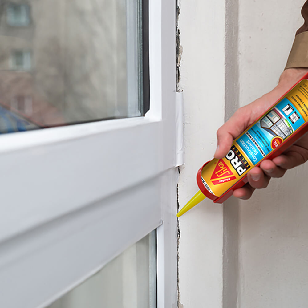 Tesnjenje okrog okna s Sika tesnilom